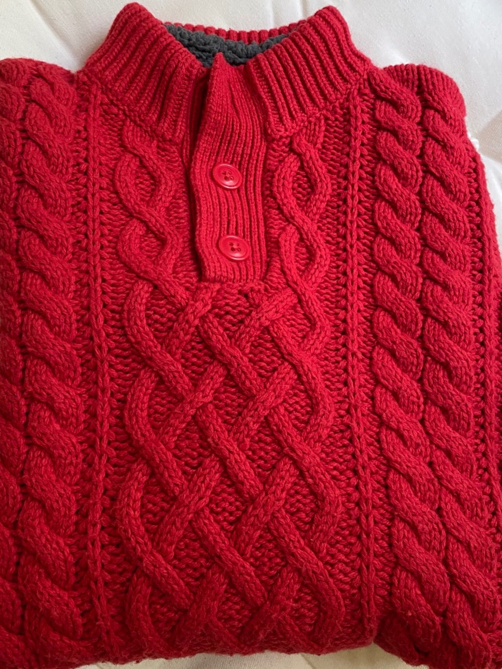 Gap sweater